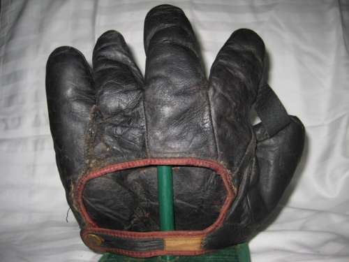 Spalding Black 1 Inch Web 1 Back